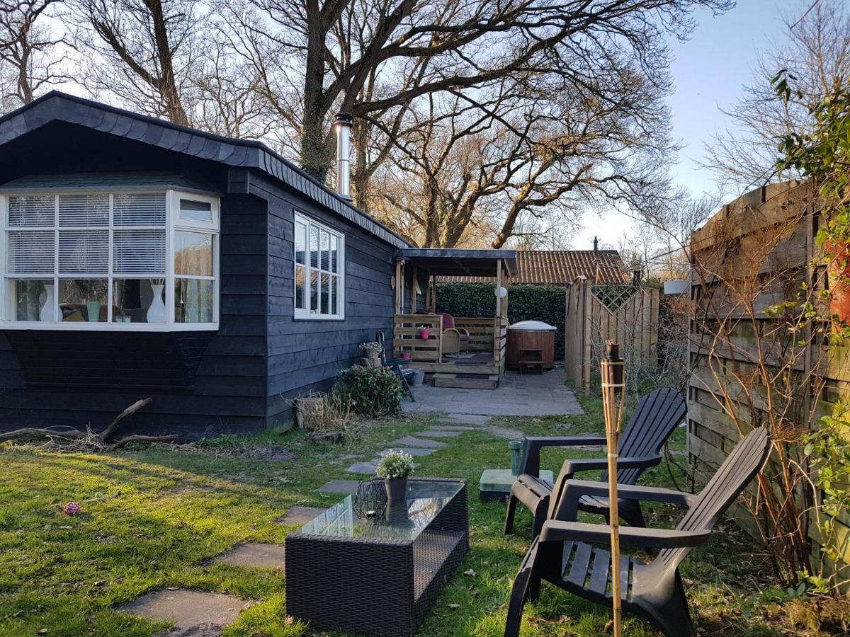 Chalet 2 Pers Met Hottub - Aan De Bosrand - Ijsselmeer - Gaasterland - Bos رايس المظهر الخارجي الصورة