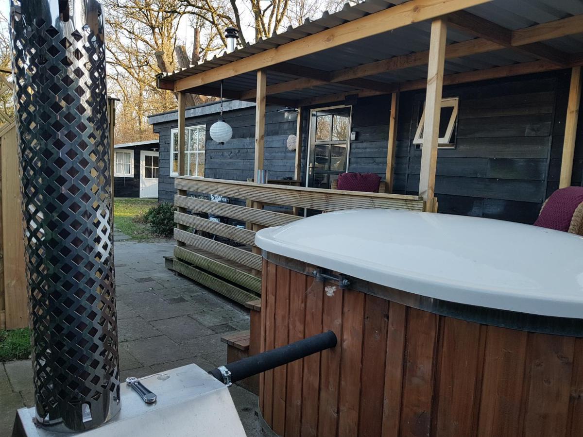 Chalet 2 Pers Met Hottub - Aan De Bosrand - Ijsselmeer - Gaasterland - Bos رايس المظهر الخارجي الصورة